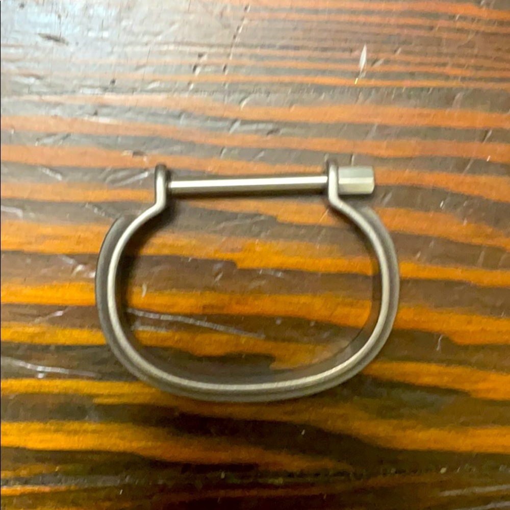 Handcuff bracelet